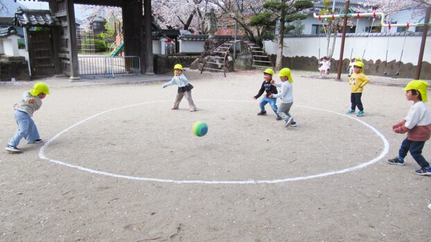 豊川こども園｜もも組
